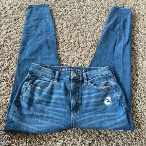 American Eagle distressed skinny jeans, Size 8